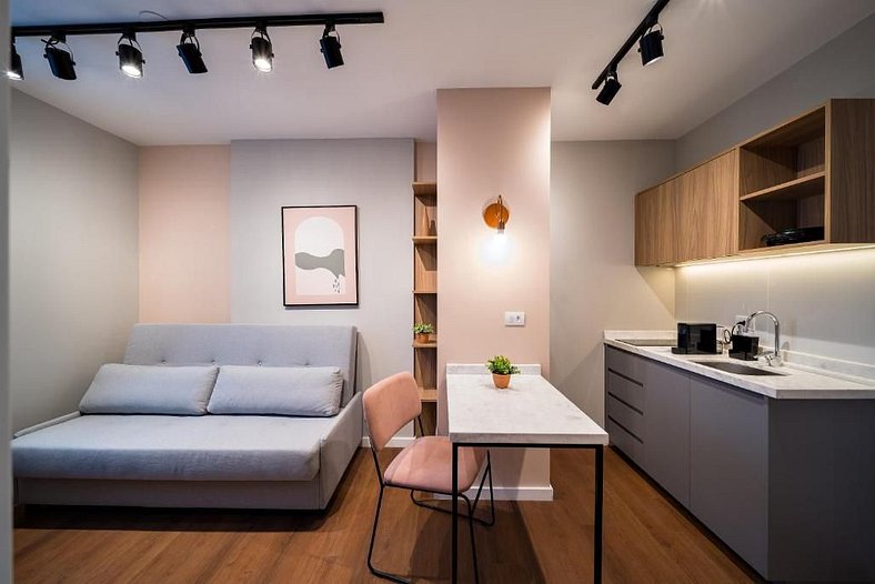 Apartamento com 01 quarto casal e sofá cama